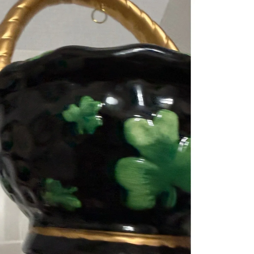 Vintage‎ Shamrock Basket Bowl Gold Twisted Handle Irish Cottage Decor